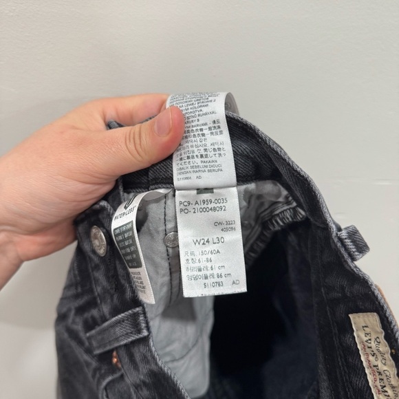 Levi’s Straight Leg Black Washed Jeans Size 24 x 30 Cotton - Picture 8 of 9